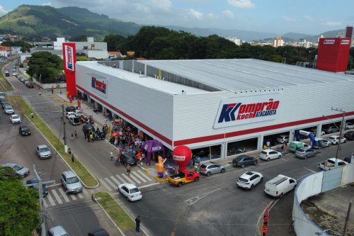 A-primeira-loja-do-Grupo-Koch-em-Tubarao-foi-inaugurada-em-fevereiro