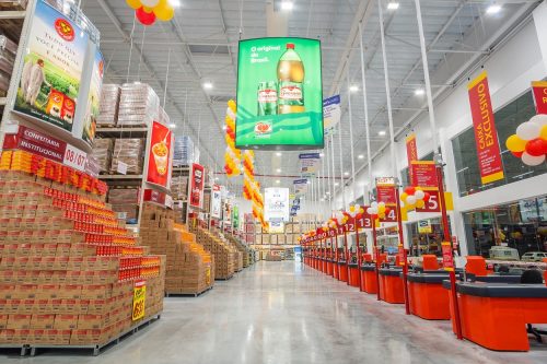 As-33-lojas-do-Fort-Atacadista-em-SC-sao-ponto-de-coleta-para-a-campanha-Termometro-Solidario