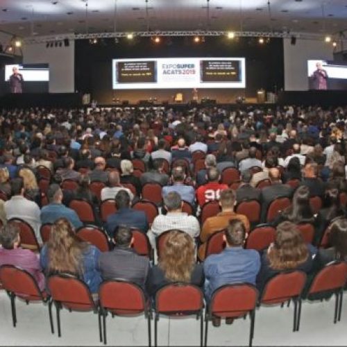 Expo_2019_gerazona_palco-e1648834681186
