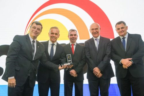 Finaldeano_Aurora-e1574690953325