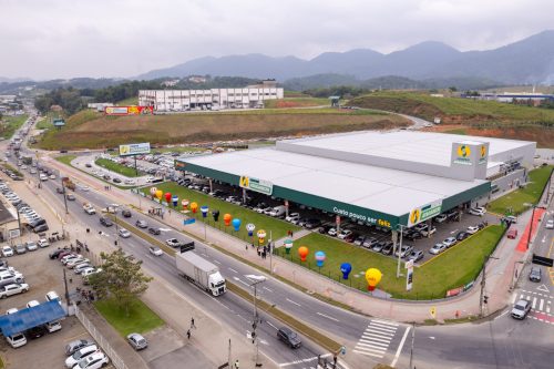 Foto-052-2024-Inaugura-Atacarejo-Daniel-Zimmermann-scaled