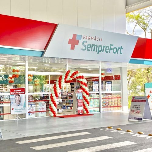 Nova-unidade-em-Biguacu-oferecera-cerca-de-500-itens-entre-produtos-de-perfumaria-higiene-pessoal-dermocosmeticos-e-medicamentos