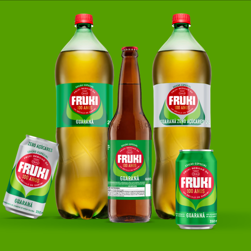Projecao-nos-tres-SKUs-arte-Fruki-Bebidas