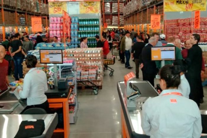 VIA-ATACADISTA-696x577-1