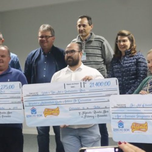 entrega-cheques_rancho_bom-e1563798519874